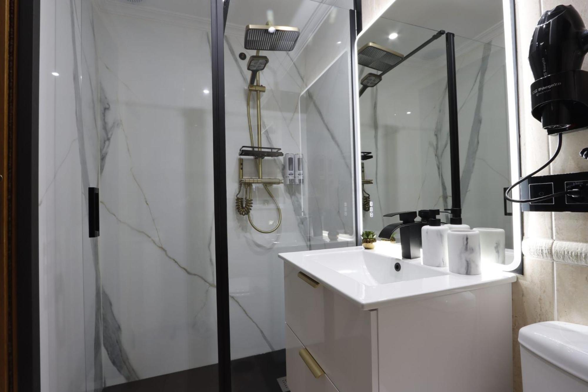 Apartamento Exclusivo Centrico Con Parking Estrella De Ribadeo II Ngoại thất bức ảnh